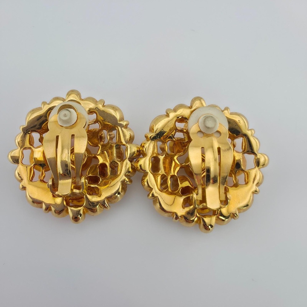 Vtg SWAROVSKI Clip-On Earrings Honey Comb Cluster Crystals Domed Gold Plate - Picture 6 of 11